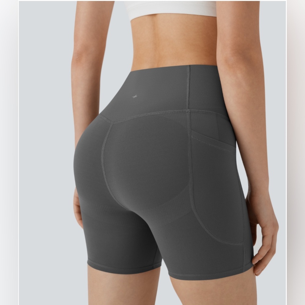 Halara butt lifting tummy control shorts 5” inseam size S volcanic ash